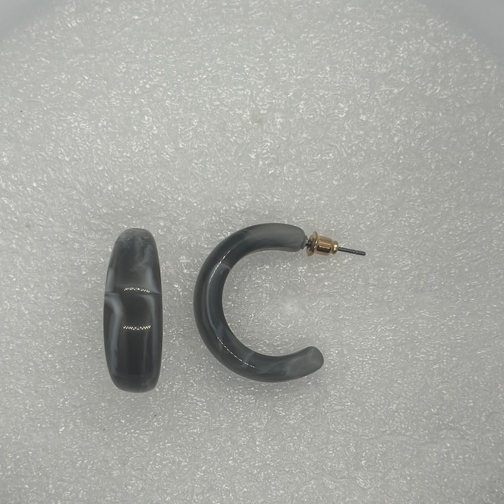 Chic Dark Grey Hoop Earrings - 1.1 Inch - Minimalist Modern Style
